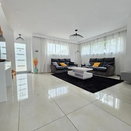 Moderne Et Intimiste, à Quelques Minutes De La Baie De La Baule Villa Pornichet