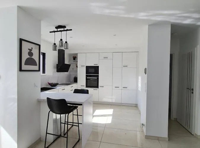 Villa Moderne Et Intimiste, à Quelques Minutes De La Baie De La Baule *