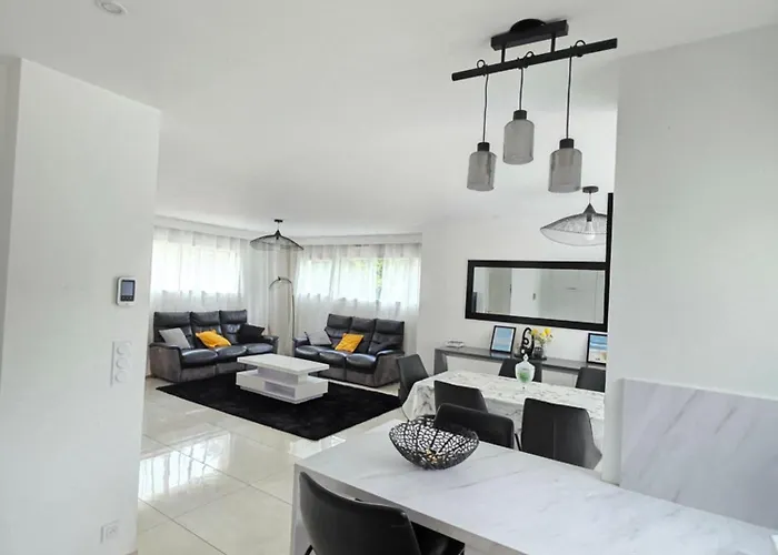 Moderne Et Intimiste, à Quelques Minutes De La Baie De La Baule